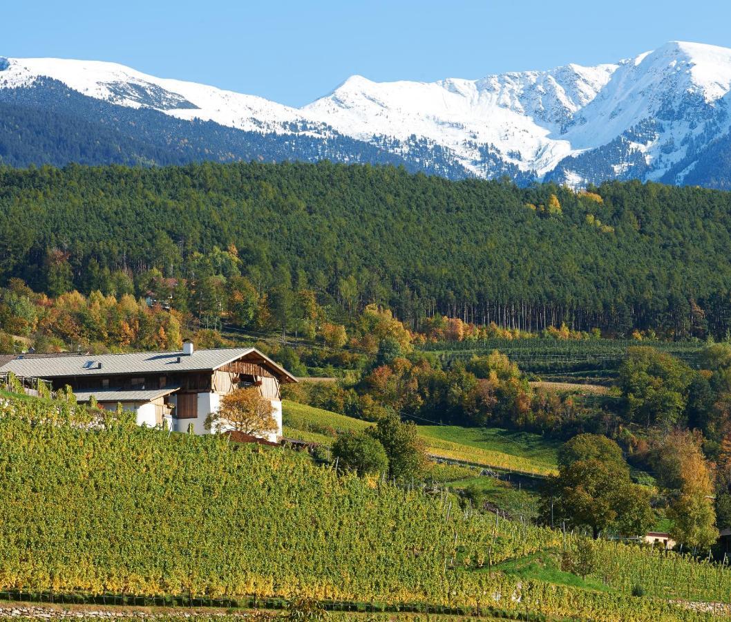 Strasserhof Tenuta-Weingut Vahrn Ngoại thất bức ảnh