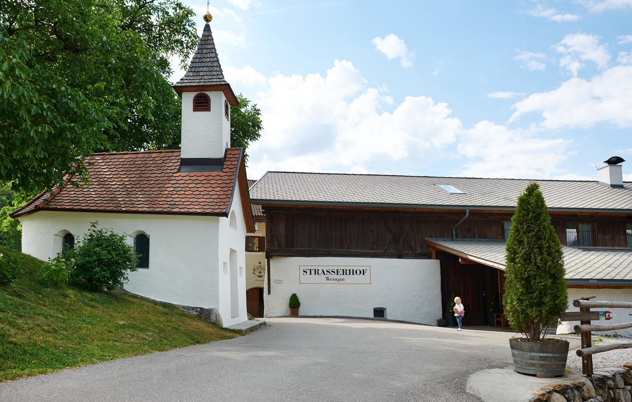 Strasserhof Tenuta-Weingut Vahrn Ngoại thất bức ảnh