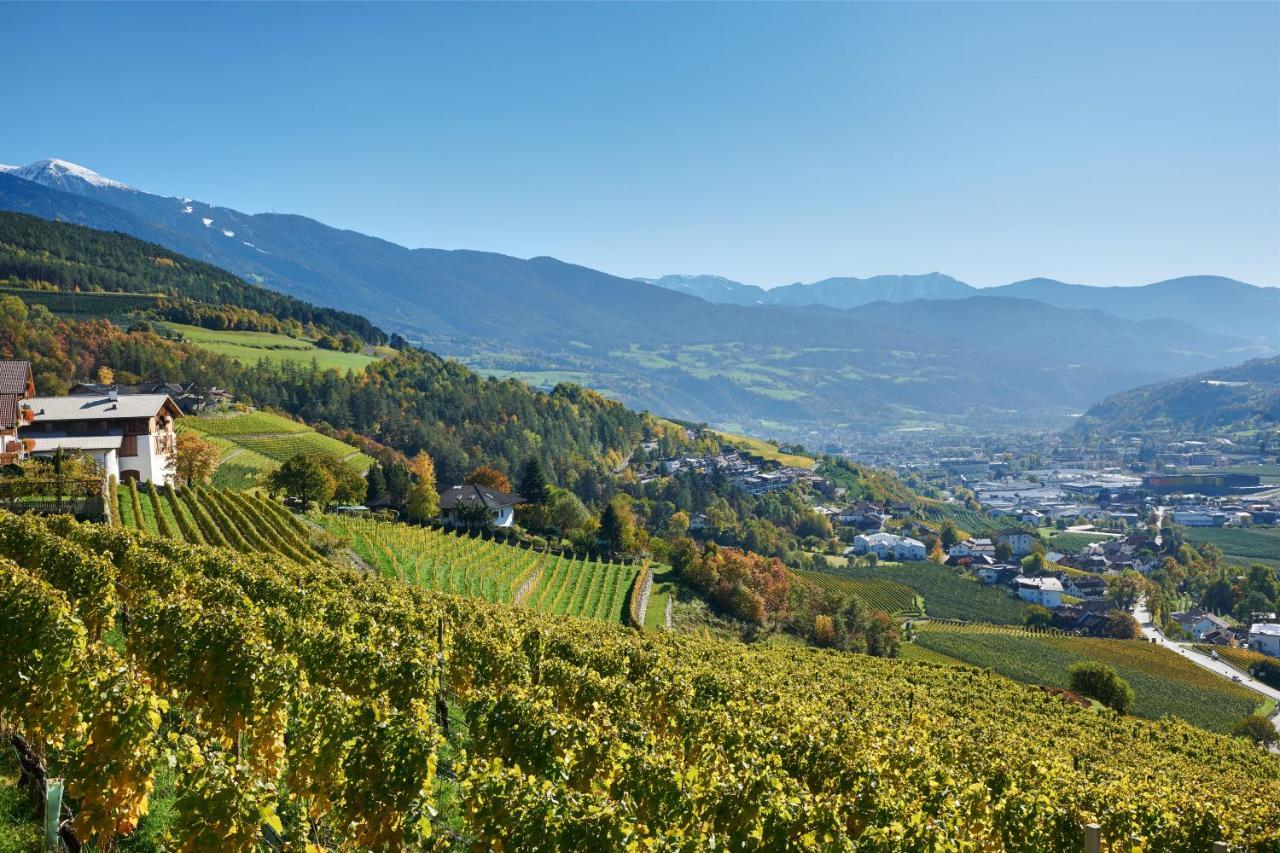 Strasserhof Tenuta-Weingut Vahrn Ngoại thất bức ảnh